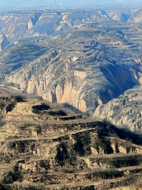 沟壑纵横，沟壑纵横——中国地形地貌探秘